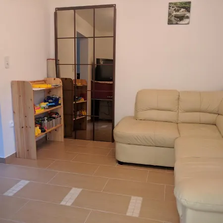 Cseresznyes Apartman Balatonalmádi Exterior foto