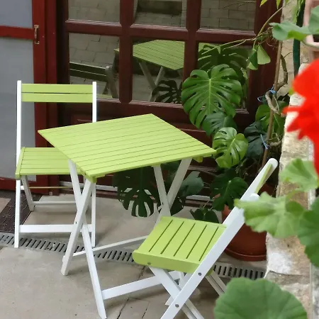Cseresznyes Apartman Balatonalmádi Exterior foto