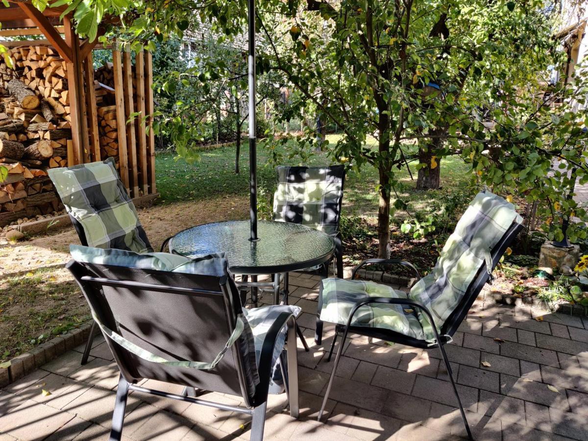 Cseresznyes Apartment Balatonalmádi
